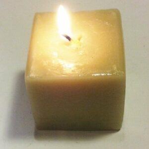 Vela 6×6 cms. 24 horas de duración. c/60 uds