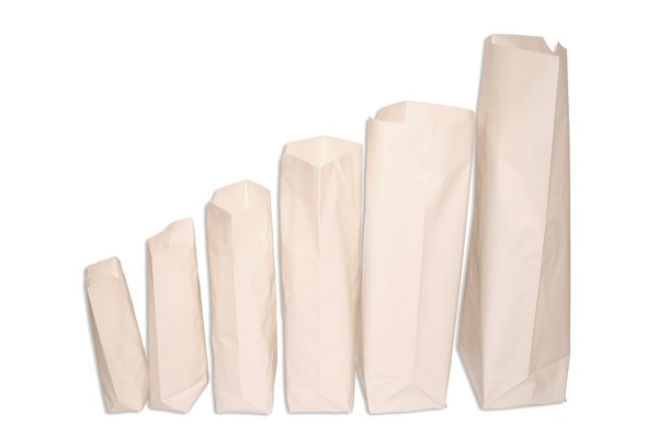 50 Bolsas de papel tipo americano con base, papel blanco brillo.