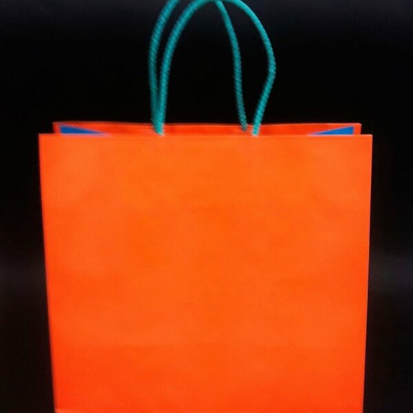 Bolsa de papel bicolor  naranja – turquesa 25x12x24 C/5 unidades