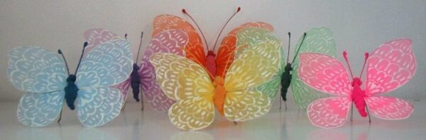 3 Mariposas surtidas 21x18 cms