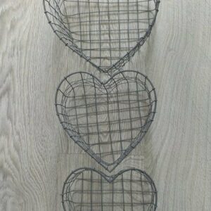 Set 3 cestas de zinc en forma de corazón