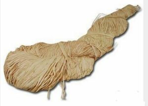 Rafia natural, atillo de 1 kg.