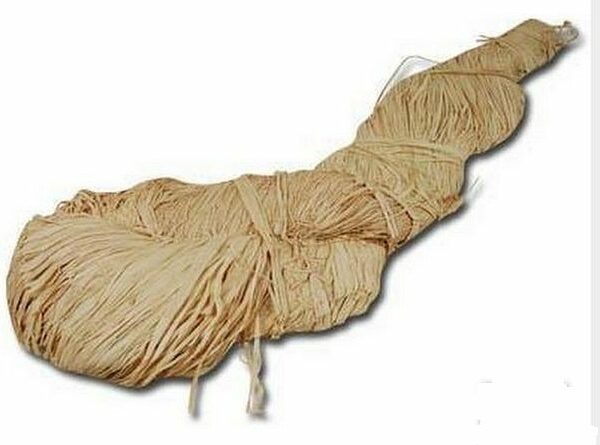 Rafia natural, atillo de 1 kg.