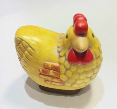 4 Gallos / gallina de terracota.16×16 cms