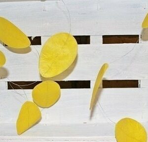 Guirnalda de huevos de papel, amarillos