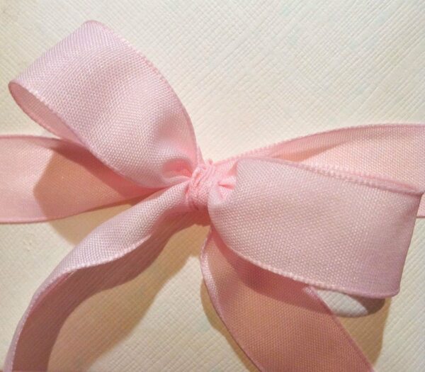 Cinta de regalo en algodón color rosa bebé. 15 MM X 15 M