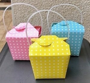 6 Cajas chinas de papel amarillo con lunares blancos