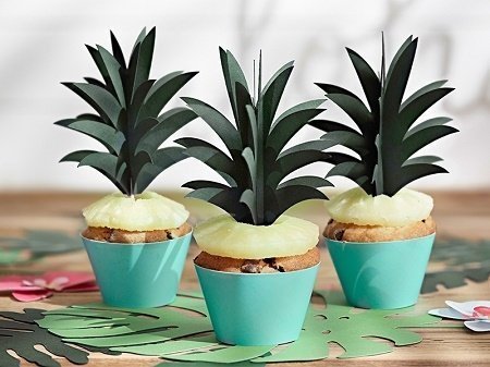 Topper-fiesta-hawaiana-piña-verano-decoracion-tarta-cupcakes-hojas-tropicales