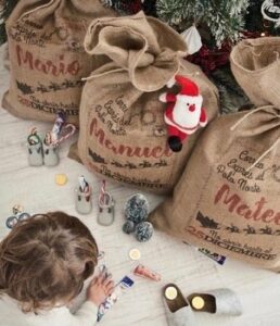 Saco de yute personalizado para regalos. Papá Noel y Reyes Magos