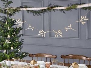 Guirnalada-muérdago-madera-navidad-decoracion-casa
