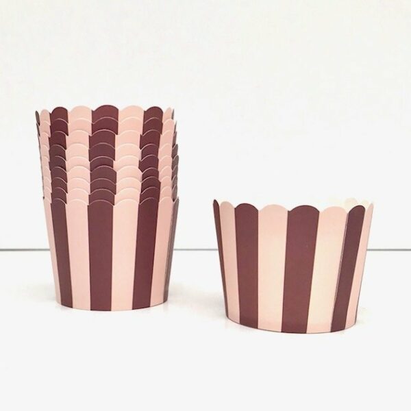 50 Tarrinas-cápsulas de papel para chuches ó helado. Rayas rosa y granate