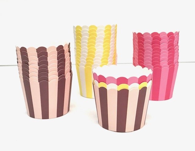 150 Tarrinas-cápsulas de papel para chuches ó helado. Rayas surtidas