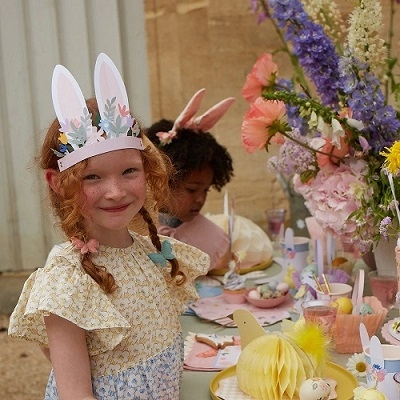 8 Diademas en forma de orejitas de conejo,  con flores