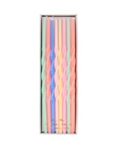 8 Velas onduladas en tonos pastel. 14 cms