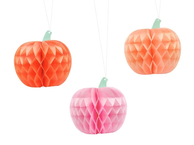Calabaza-nido-abeja-halloween-otoño-decoracion-escaparate-gramajeshop-valencia