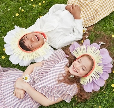 4 Gorros pétalos de flor en colores surtidos