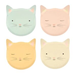 8 Platos gatitos