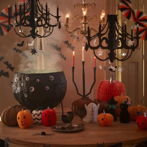 Lampara-candelabro-negro-papel-Halloween-Gramajeshop-valencia-meri-meri