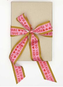 Cinta-lazo-ilikeyou-regalo-idiomas-rosa-rojo-packaging-gramajeshop-valencia