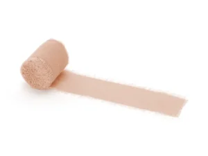 Cinta de tela rasgada chiffon-crepé salmón-melocotón 4 cms